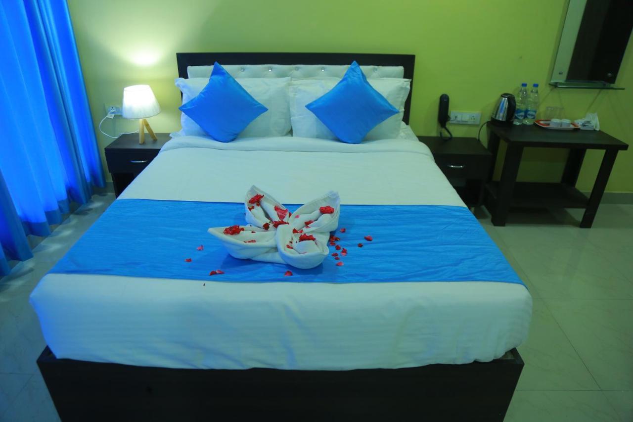 Hotel Sky Park Shamshabad Exteriér fotografie