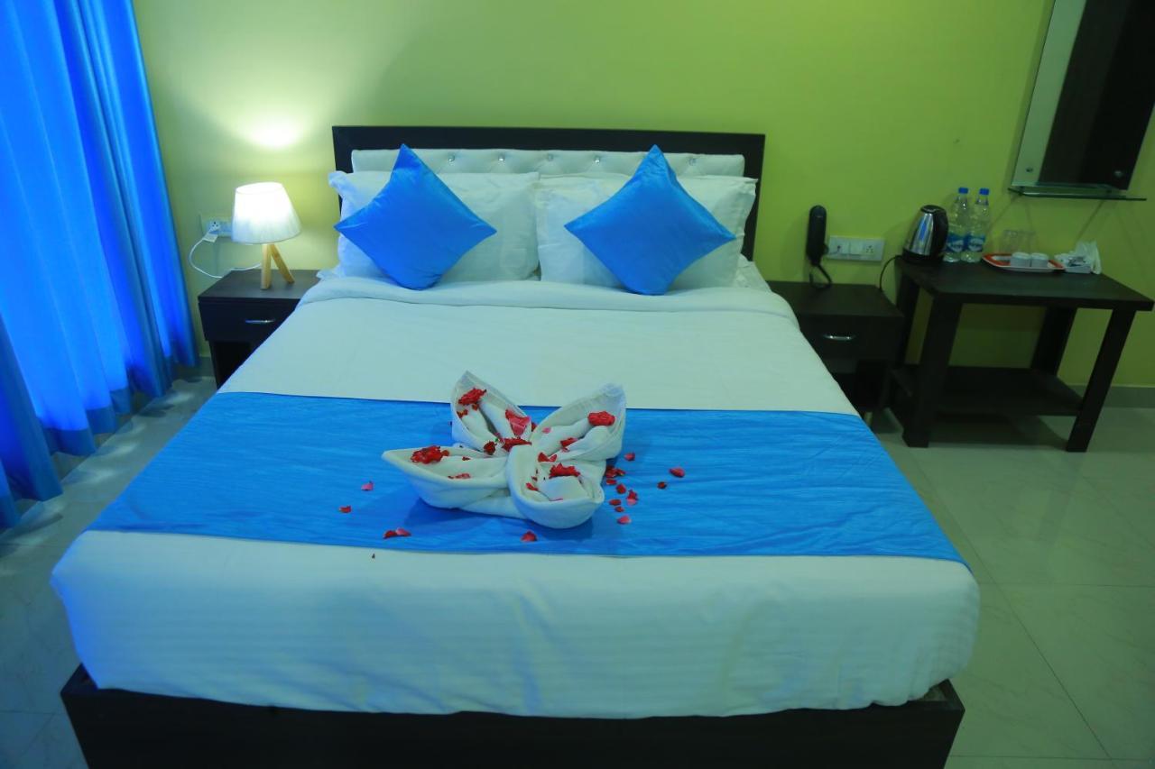 Hotel Sky Park Shamshabad Exteriér fotografie
